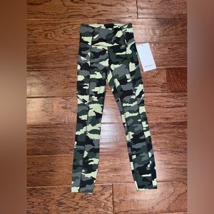 NWT Lululemon Fast And Free High Rise Crop 25”Camo Crispin Green Multi Size 0